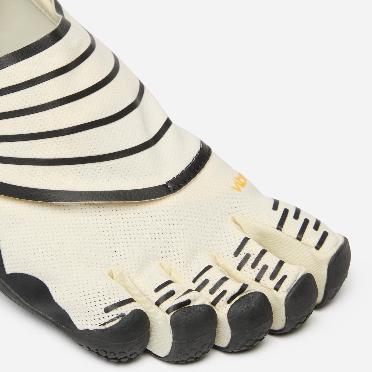 TerraLift Men's Five-Toe Barefoot Shoes — Ivory Black